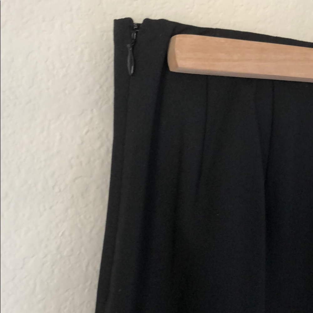 SUMMER CLOSEOUT ☀️ \The Limited\• Black Ruffle Drop Tier Skirt - Picture 6 of 9